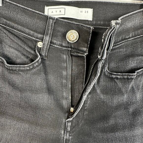 AYR Women’s The Shade Crop Flare Jeans in Distressed Black Size 25 - Picture 9 of 15